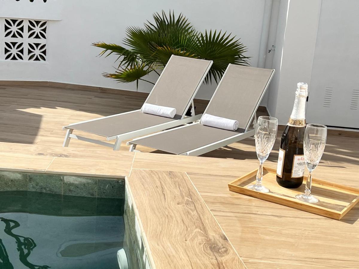 Karibu Beach & Pool Marbella Kültér fotó